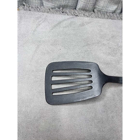 KitchenAid Classic 4 Slotted Black Turner Lifter Spatula Kitchen Utensil - Picture 5 of 6